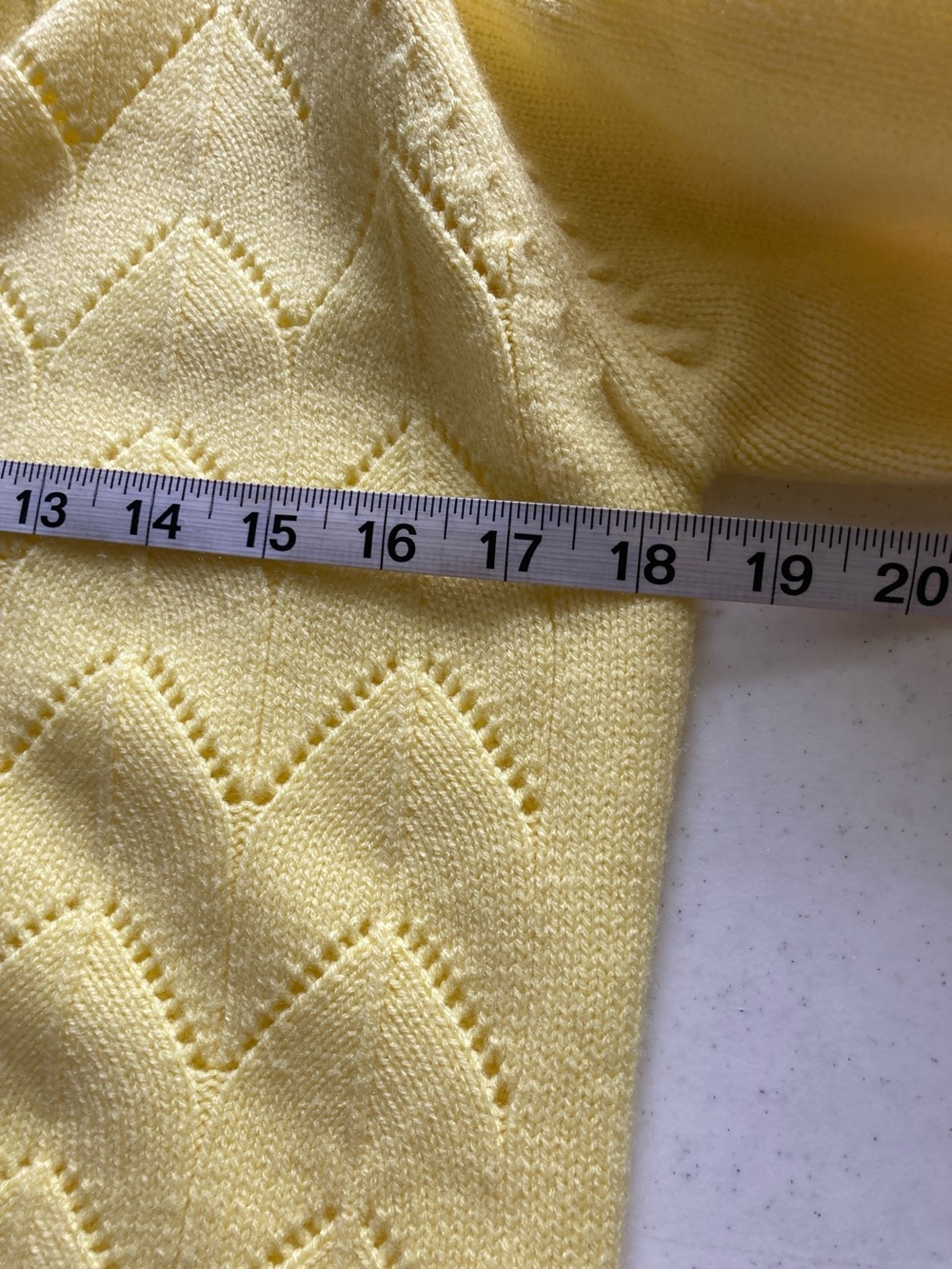 VTG classic Canary Yellow Eyelet Knit Cardigan Sweater - Picture 4 of 5
